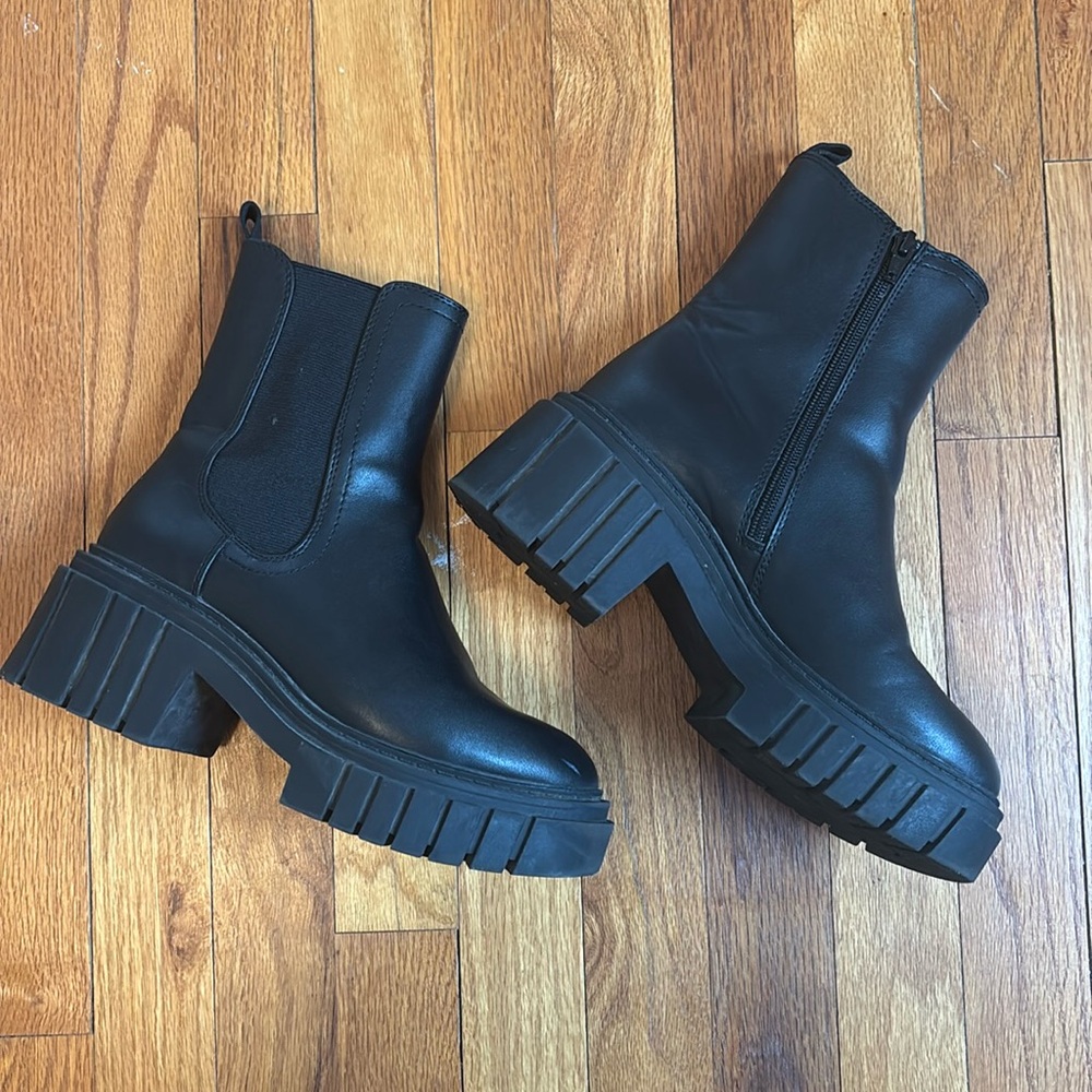 Target Wild Fable Chelsea Boot - Picture 2 of 4